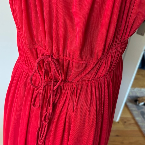 Madewell Gathered V-Neck Midi Dress - Picture 12 of 12